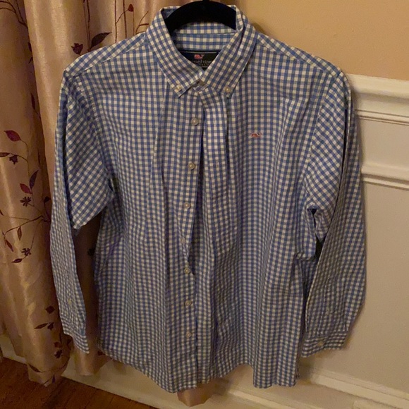 Vineyard Vines - Picture 1 of 2